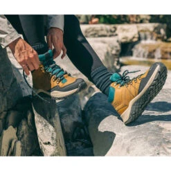 Wolverine Women's Luton Mid WP Outdoor Hiker Boot -Gold- W880386 9 Wolverine Women's Luton Mid WP Outdoor Hiker Boot -Gold- W880386 -Danner Shop W880386 PDP